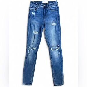 Garage Distressed Skinny Jeans Size 3 Medium Wash
